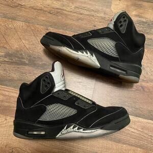 Jordan 5 retro black metallic